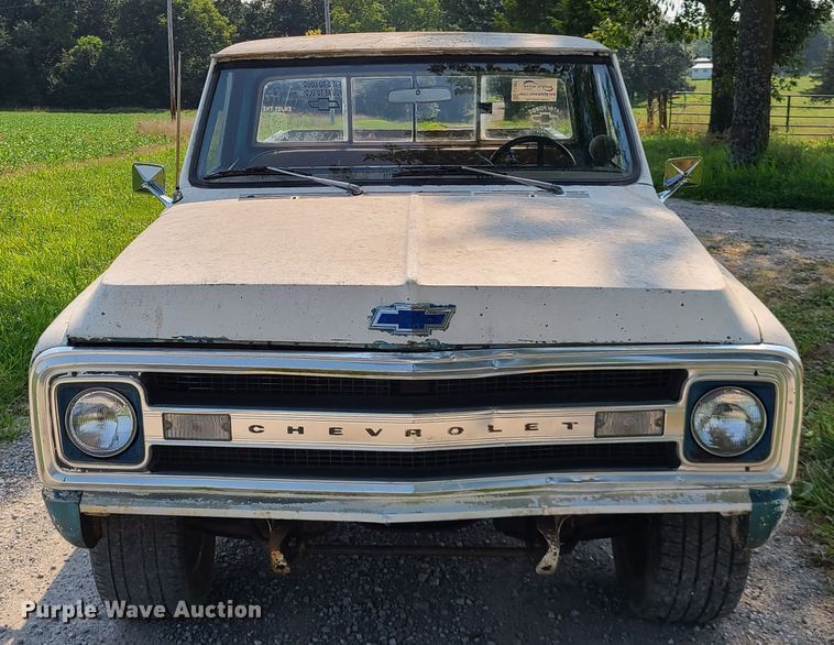 image for item L1287 1970 Chevrolet C10  pickup truck