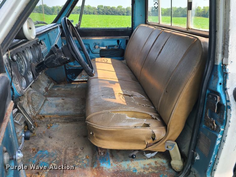 image for item L1287 1970 Chevrolet C10  pickup truck