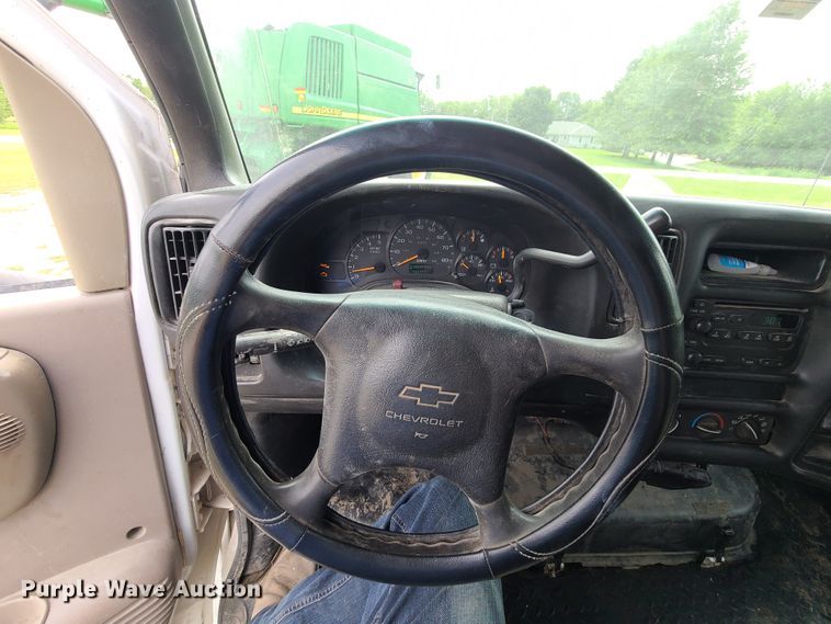 image for item L1295 2006 Chevrolet C4500  utility / service truck