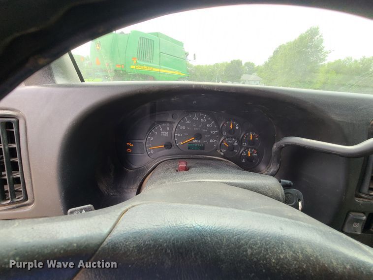 image for item L1295 2006 Chevrolet C4500  utility / service truck