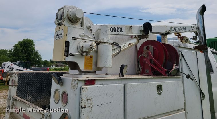 image for item L1295 2006 Chevrolet C4500  utility / service truck