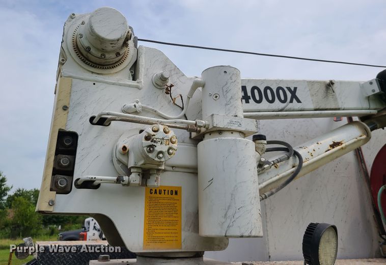 image for item L1295 2006 Chevrolet C4500  utility / service truck