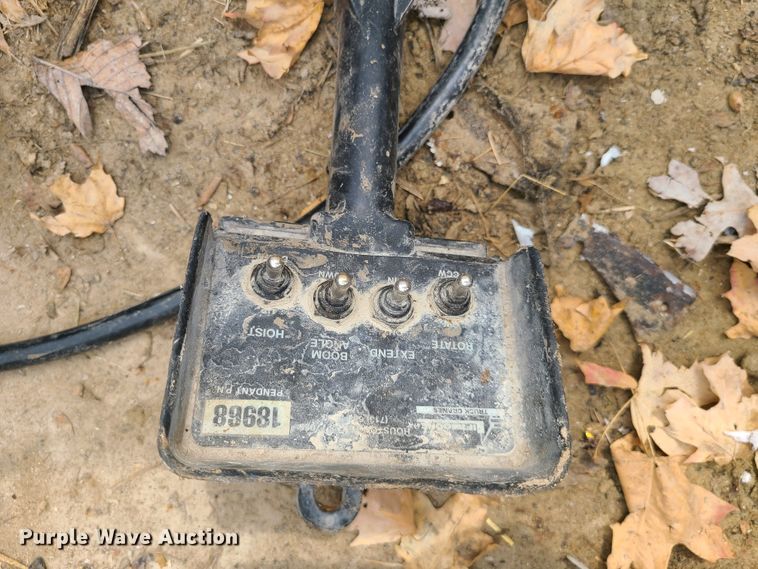 image for item L1295 2006 Chevrolet C4500  utility / service truck