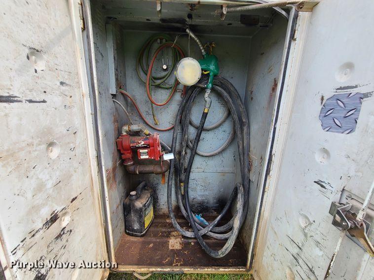 image for item L1295 2006 Chevrolet C4500  utility / service truck