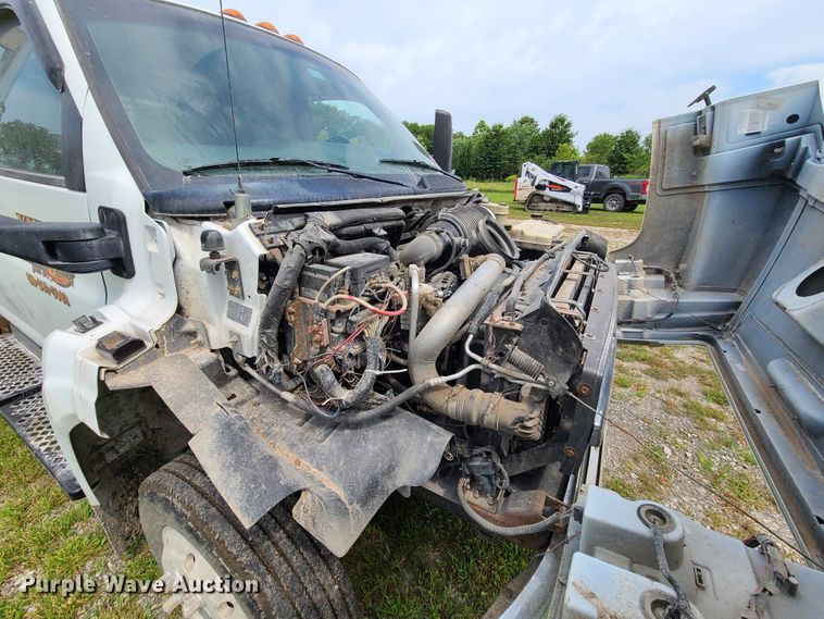 image for item L1295 2006 Chevrolet C4500  utility / service truck