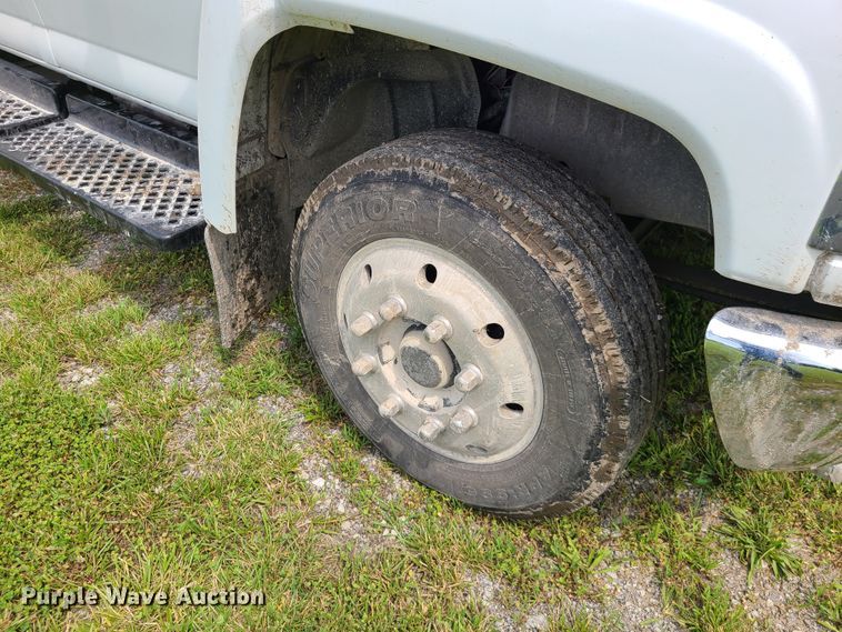 image for item L1295 2006 Chevrolet C4500  utility / service truck