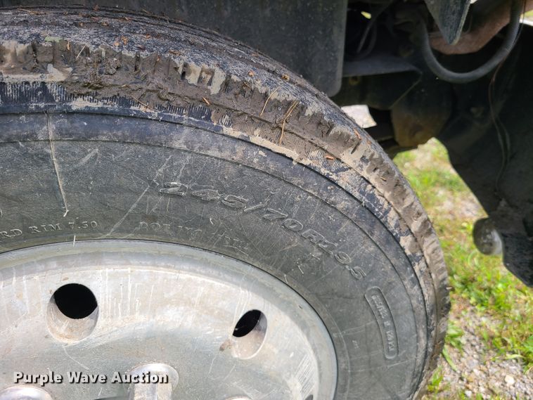 image for item L1295 2006 Chevrolet C4500  utility / service truck