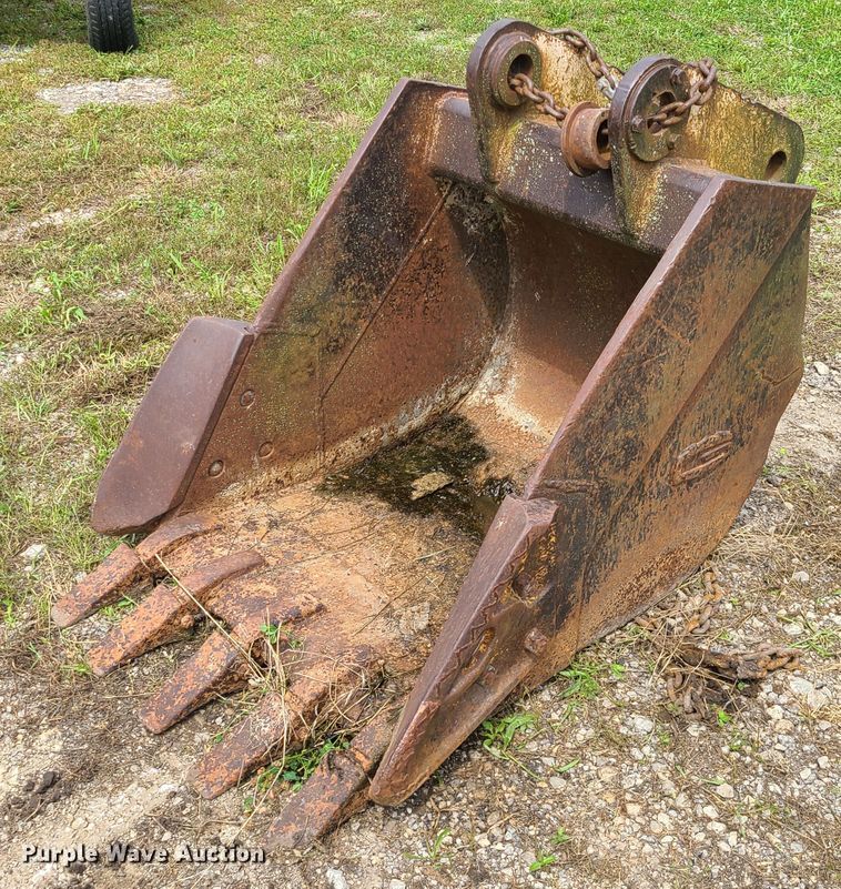 image for item L1299 Gannon  36"W excavator bucket