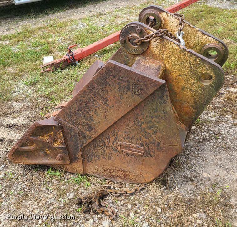 image for item L1299 Gannon  36"W excavator bucket
