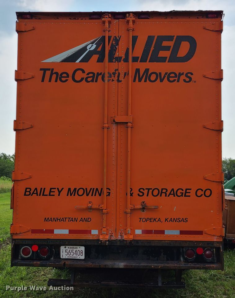 image for item L1304 1987 Kentucky  dry van trailer