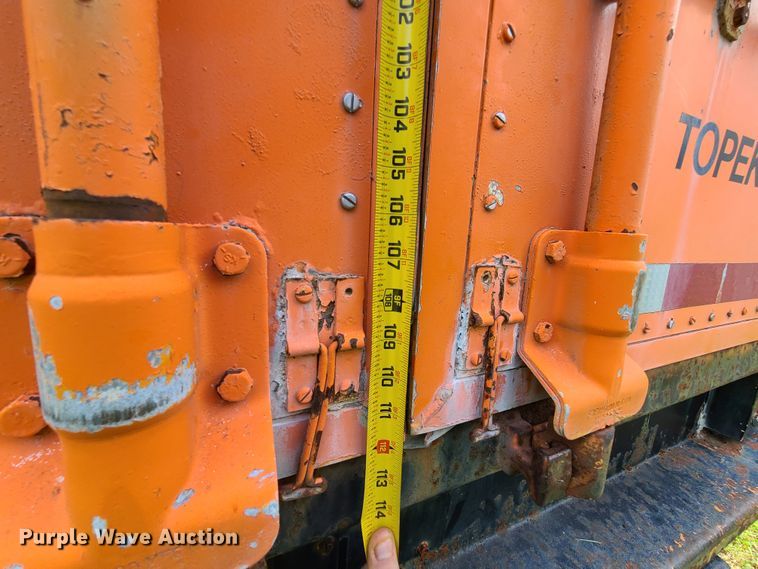 image for item L1304 1987 Kentucky  dry van trailer