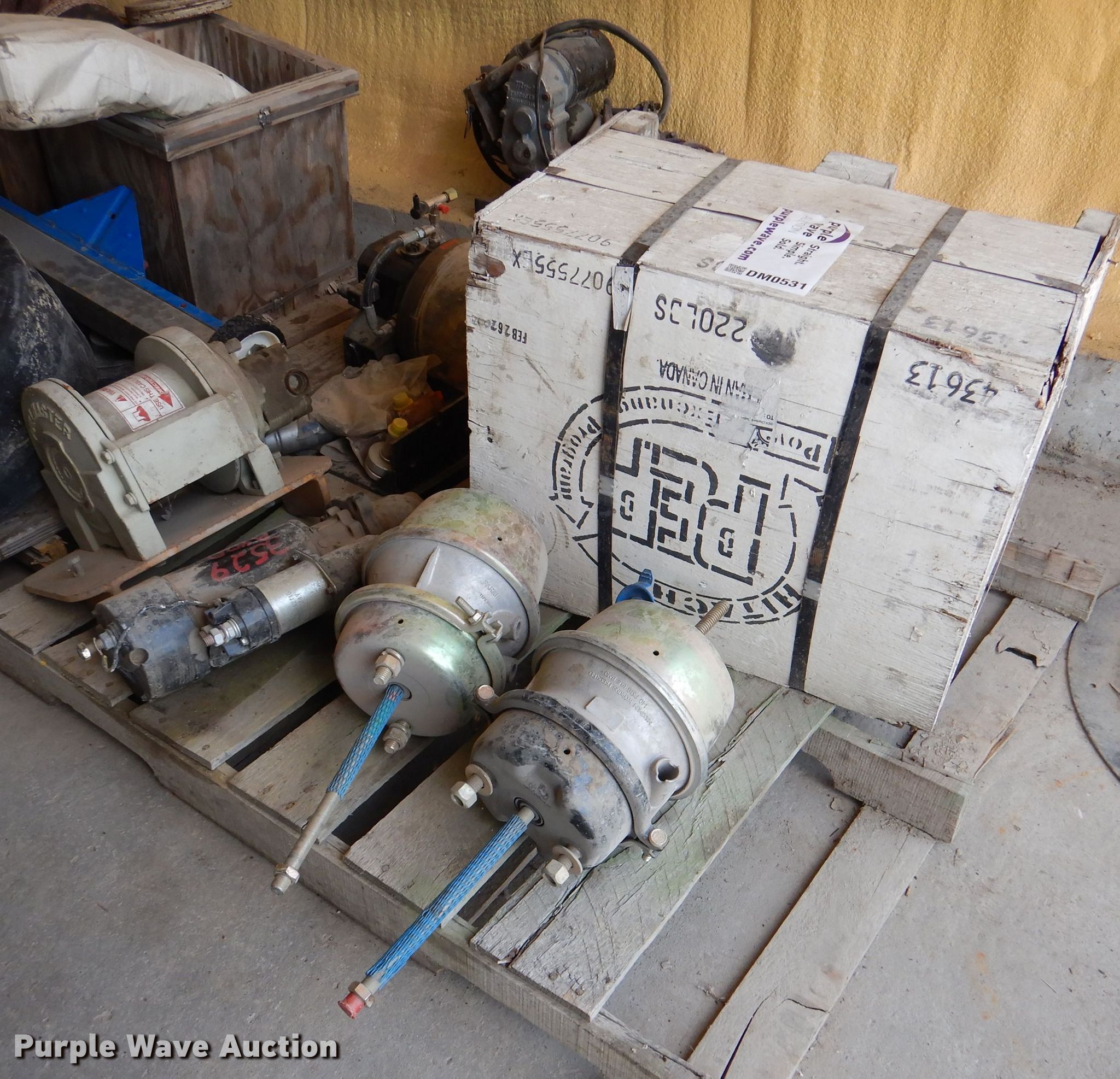 Truck parts in Kansas City, MO Item DM0531 sold Purple Wave