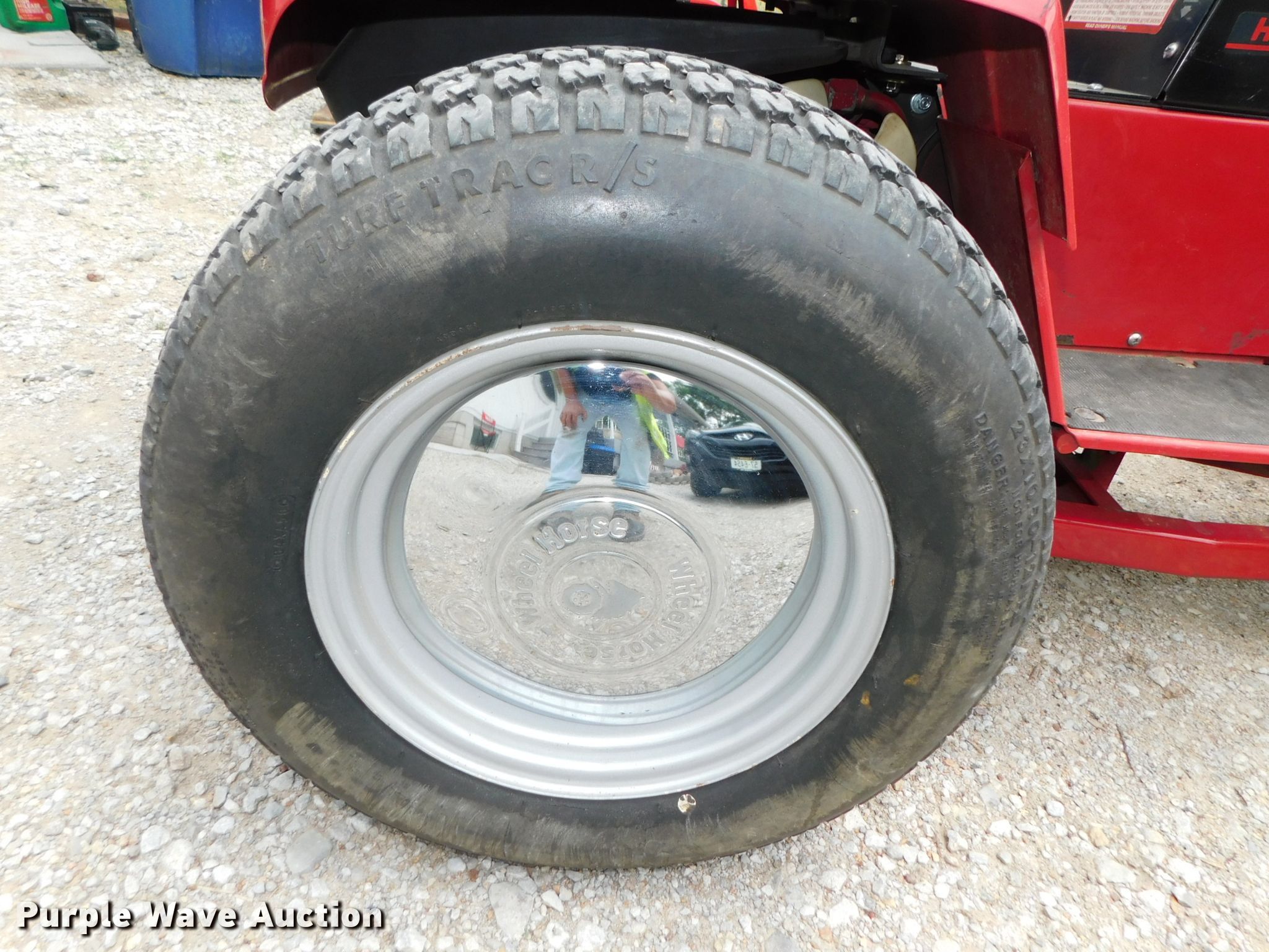 1991 Toro Wheel Horse 520H lawn tractor in Sterling, NE Item HX9437