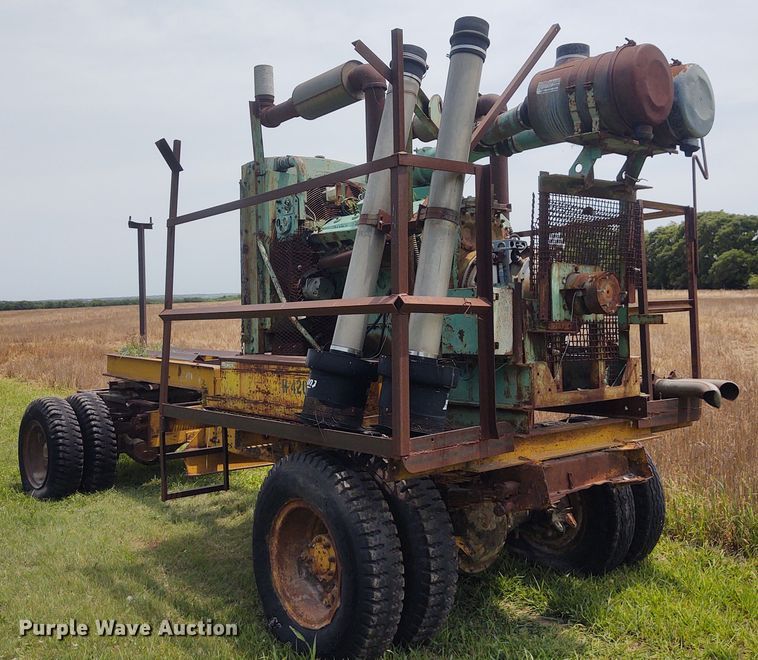 image for item BY9363 Detroit Diesel  twelve cylinder diesel engine