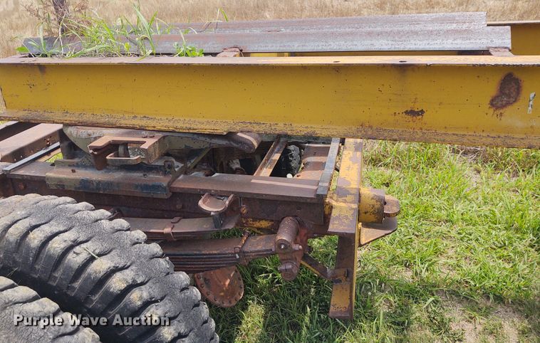 image for item BY9363 Detroit Diesel  twelve cylinder diesel engine