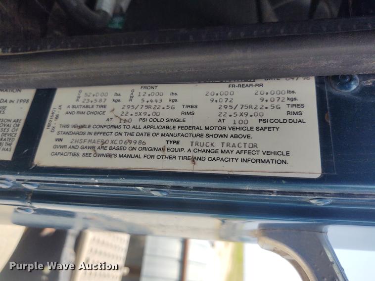 image for item BY9367 1999 International 9200 Eagle  semi truck