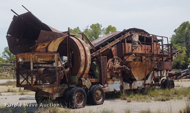 image for item BY9371 Cedarapids 4033  crushing plant