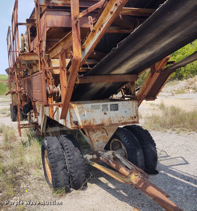 image for item BY9371 Cedarapids 4033  crushing plant