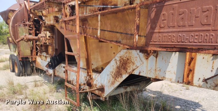 image for item BY9371 Cedarapids 4033  crushing plant
