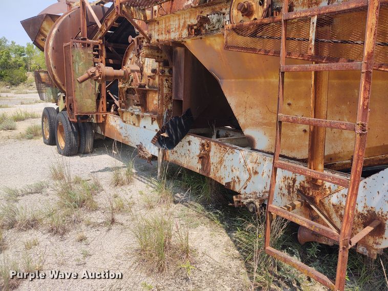 image for item BY9371 Cedarapids 4033  crushing plant