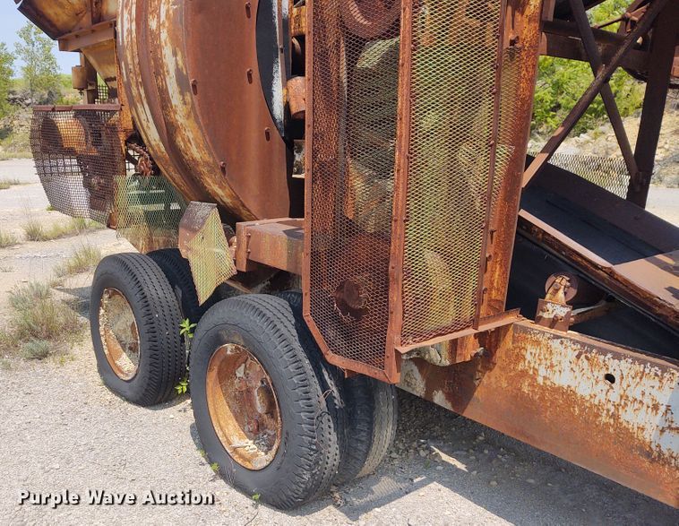 image for item BY9371 Cedarapids 4033  crushing plant