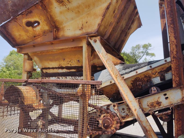 image for item BY9371 Cedarapids 4033  crushing plant