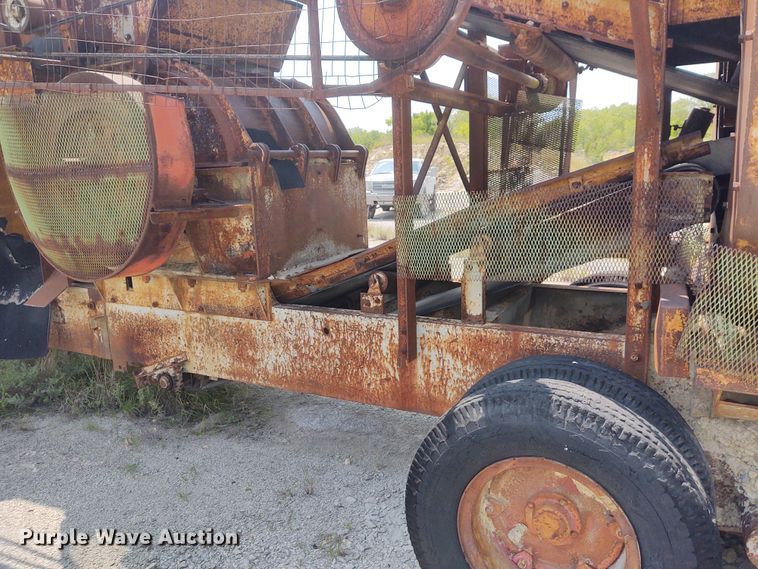 image for item BY9371 Cedarapids 4033  crushing plant