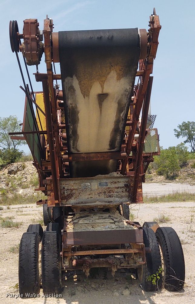 image for item BY9372 Cedarapids  crushing plant