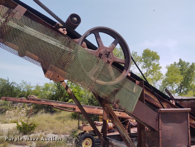 image for item BY9373 Sesco  stacking conveyor