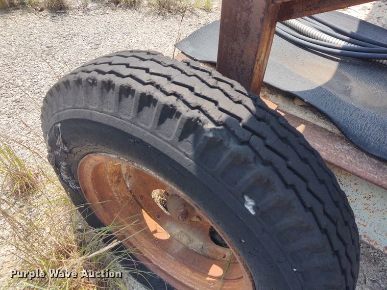 image for item BY9373 Sesco  stacking conveyor