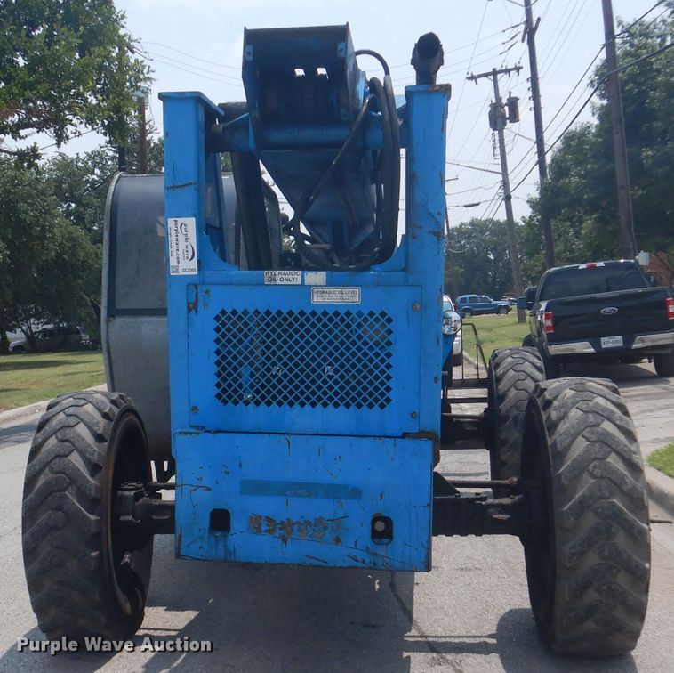 image for item DC2005 2006 Genie GTH-636  telehandler