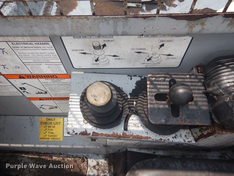 image for item DC2005 2006 Genie GTH-636  telehandler