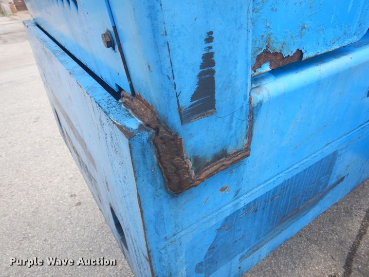 image for item DC2005 2006 Genie GTH-636  telehandler