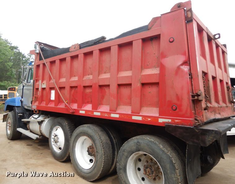 image for item DC2123 1998 Mack CH613  dump truck