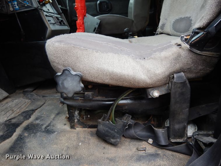 image for item DC2123 1998 Mack CH613  dump truck