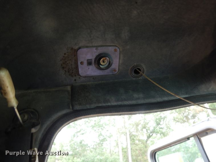 image for item DC2123 1998 Mack CH613  dump truck