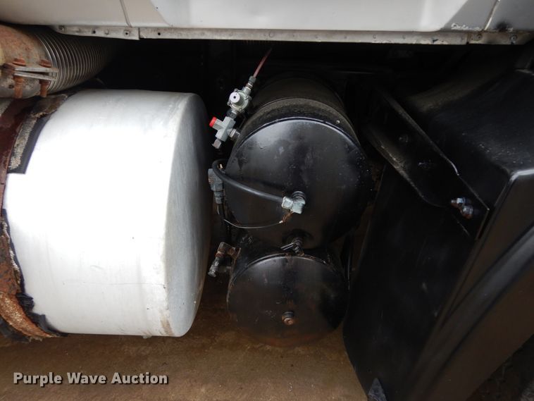 image for item DC2123 1998 Mack CH613  dump truck