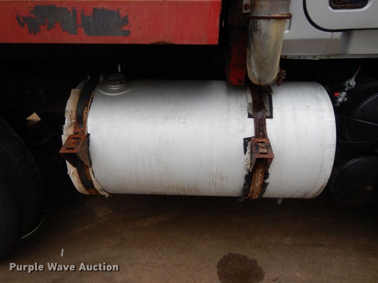 image for item DC2123 1998 Mack CH613  dump truck