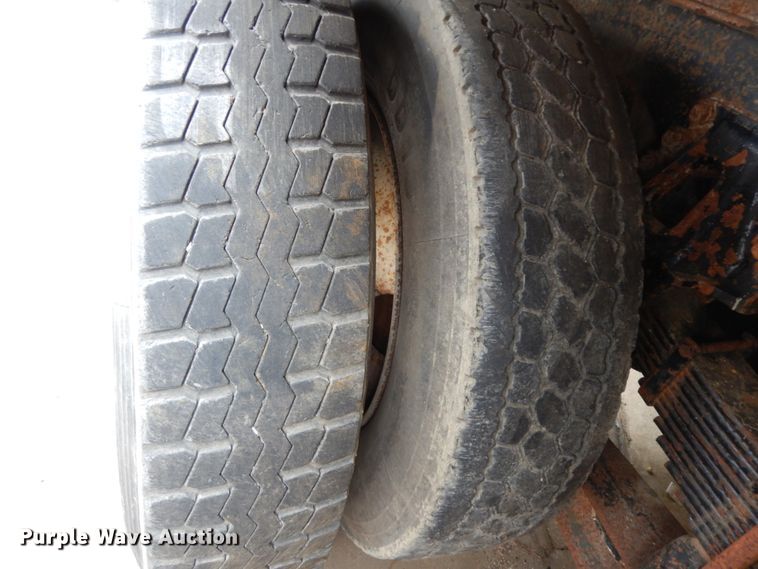 image for item DC2123 1998 Mack CH613  dump truck