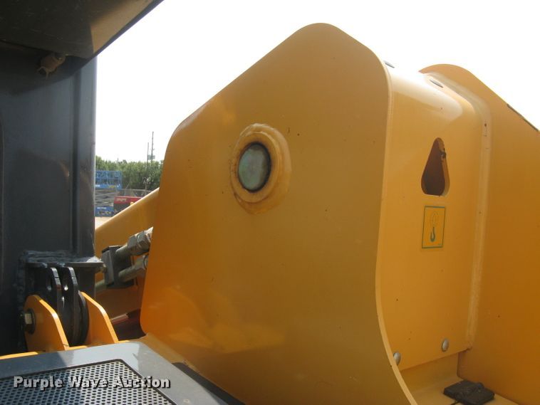 image for item DG5289 2017 Mustang 2100RT NXT3  skid steer loader