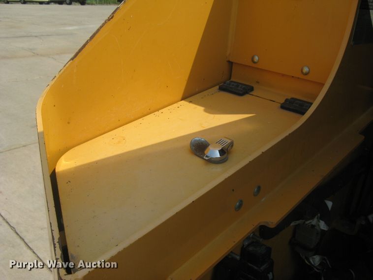 image for item DG5289 2017 Mustang 2100RT NXT3  skid steer loader