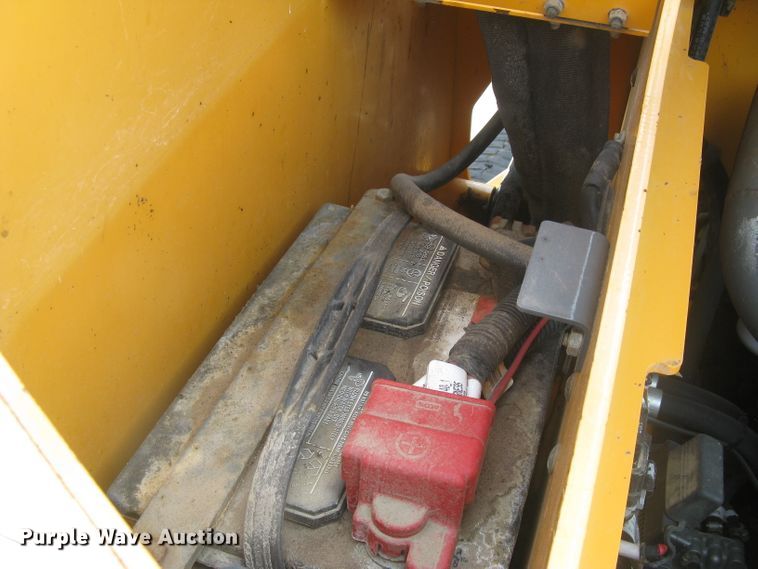 image for item DG5289 2017 Mustang 2100RT NXT3  skid steer loader