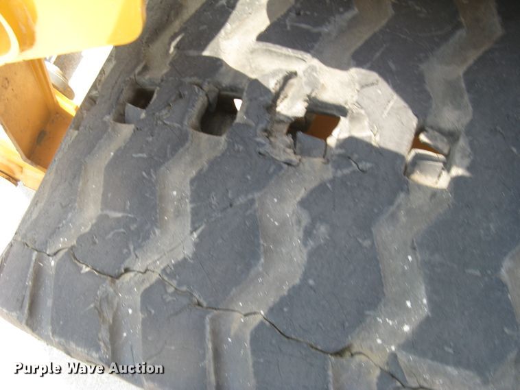 image for item DG5289 2017 Mustang 2100RT NXT3  skid steer loader