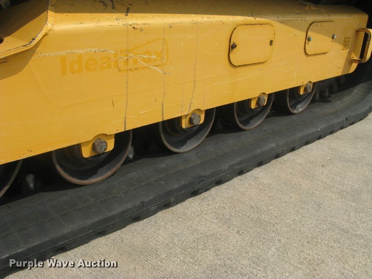 image for item DG5289 2017 Mustang 2100RT NXT3  skid steer loader