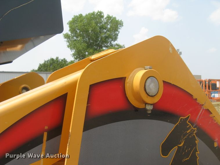 image for item DG5290 2017 Mustang 2100RT NXT3  skid steer loader