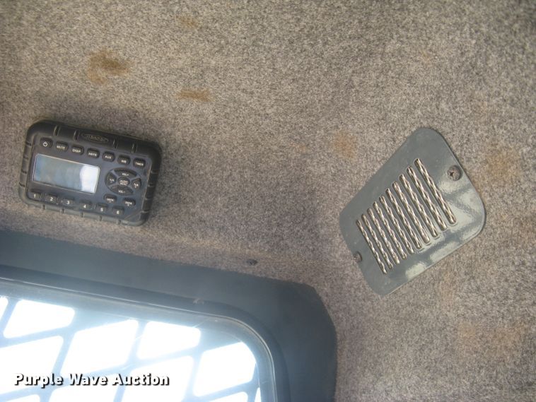 image for item DG5290 2017 Mustang 2100RT NXT3  skid steer loader