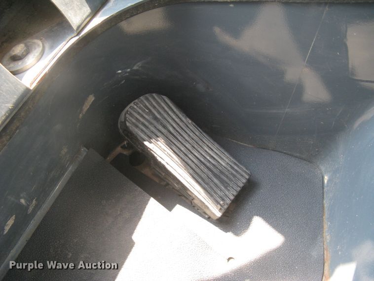 image for item DG5290 2017 Mustang 2100RT NXT3  skid steer loader