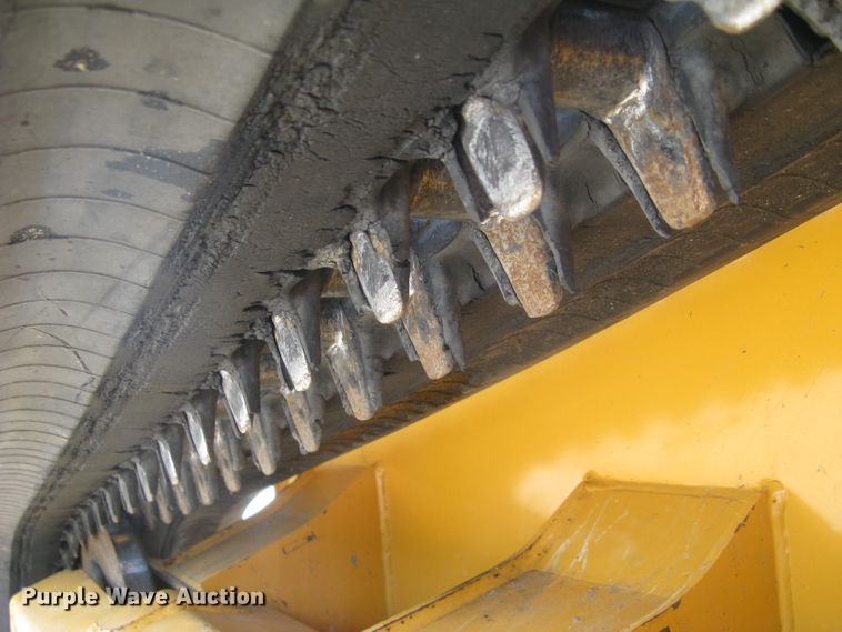 image for item DG5290 2017 Mustang 2100RT NXT3  skid steer loader