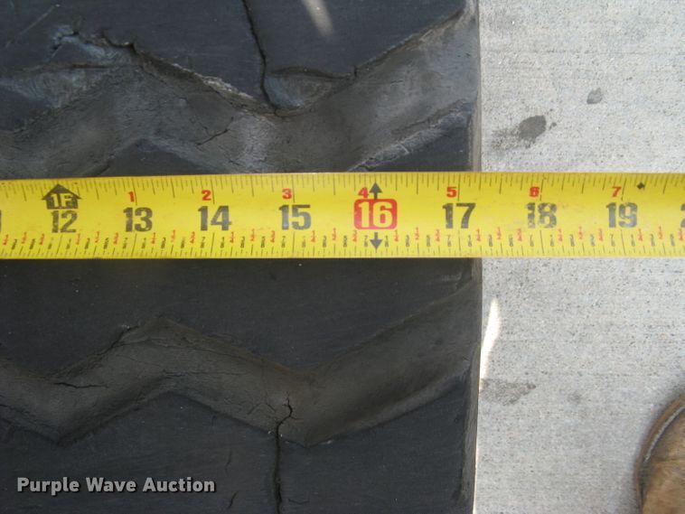 image for item DG5290 2017 Mustang 2100RT NXT3  skid steer loader