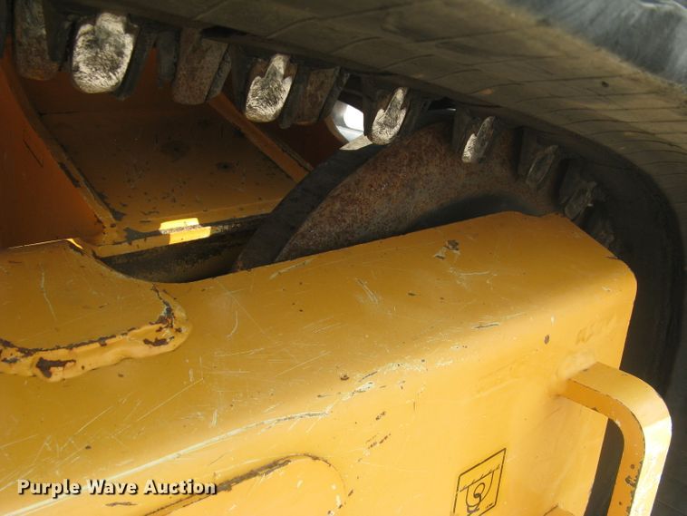 image for item DG5290 2017 Mustang 2100RT NXT3  skid steer loader